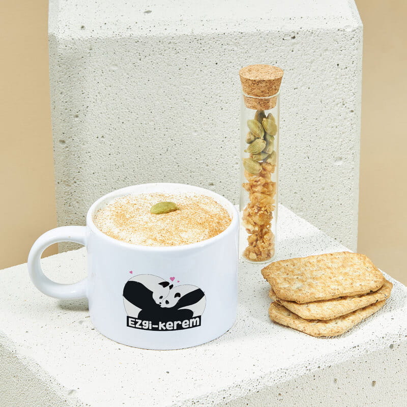 Sevgiliye Hediye Sarılan Aşık Pandalar Kahve Fincanı