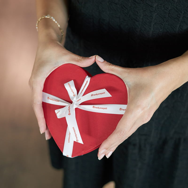 Yılbaşı Konsept Tasarımlı Çikolata Hediye Kutusu