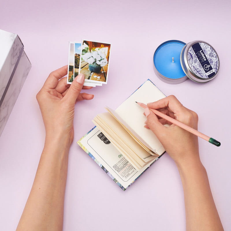 16 Fotoğraflı Van Gogh Not Defterli Hediye Kutusu