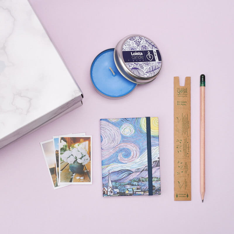 16 Fotoğraflı Van Gogh Not Defterli Hediye Kutusu