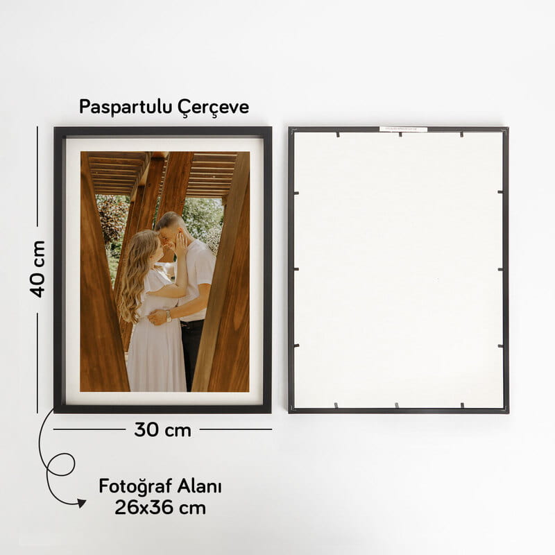 30x40 Paspartulu Siyah Çerçeve - Fotoğrafınıza Özel Duvar Yapışkanlı
