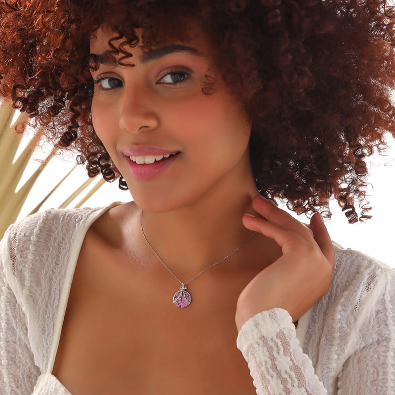 Açılabilir Uğur Böceği Tasarımlı Gümüş Harf Kolye