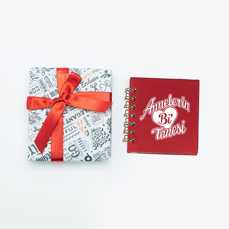 Annelerin Bi' Tanesine 40 Fotoğraflı Mini Fotoğraf Albümü