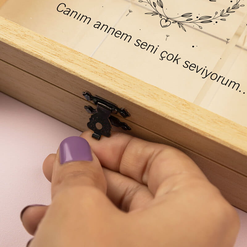Anneye Hediye Ahşap Takı Kutusu - Kişiye Özel Aksesuar Kutusu
