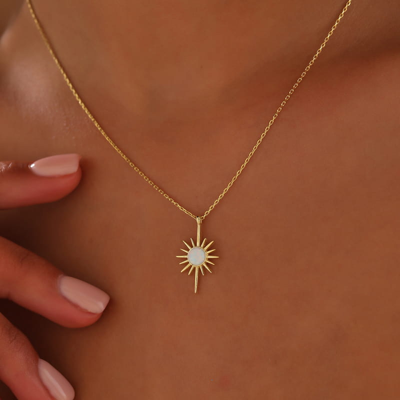 Beyaz Opal Taşlı Gümüş Kadın Kolye