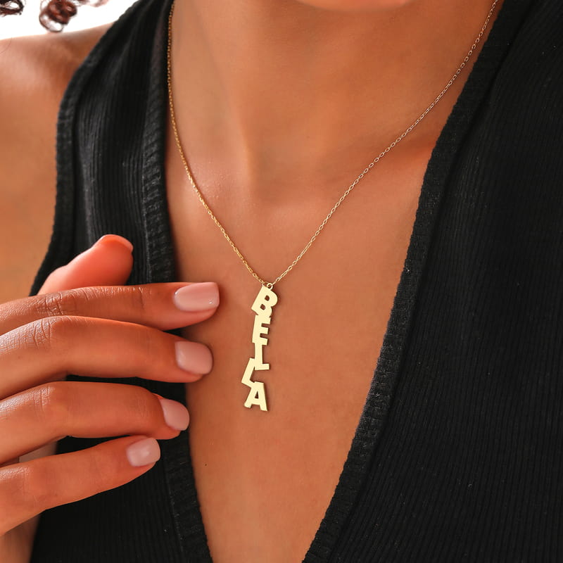 Dağınık Yazı Stili İsimli Gümüş Kolye