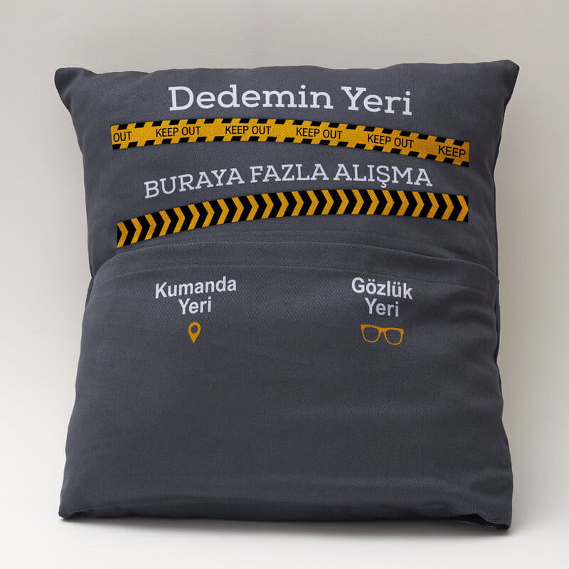 Dedemin Yeri Tasarımlı Cepli Kırlent Yastık