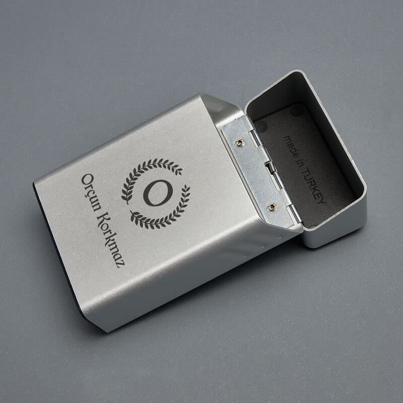 Erkeğe İsme Özel Hediye Kutusu