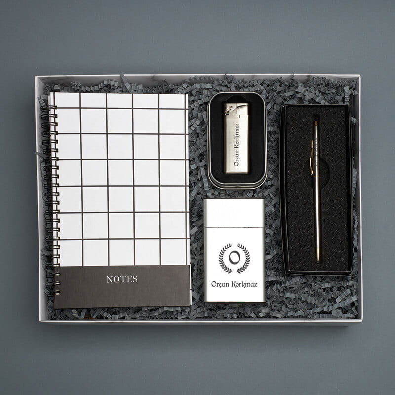 Erkeğe İsme Özel Hediye Kutusu