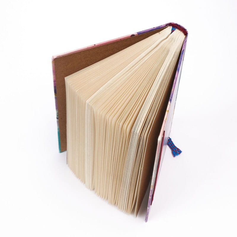 Hayallerinin Peşinden Git Tasarımlı Kitap Görünümlü Defter