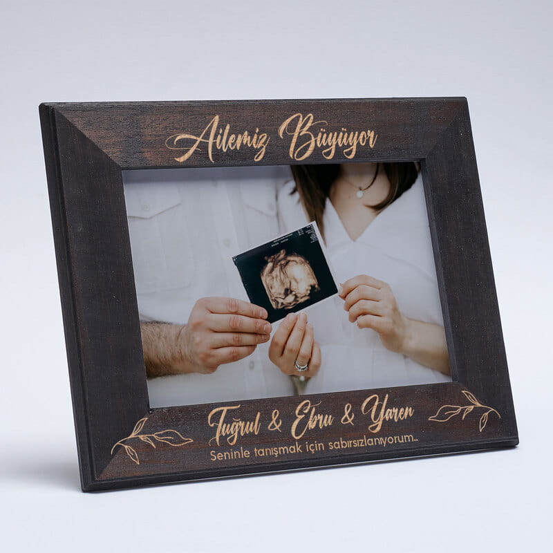 İlk Anneler Günü Hediyesi Aile İsimli Ahşap Çerçeve