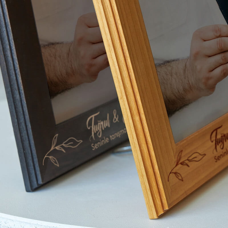 İlk Anneler Günü Hediyesi Aile İsimli Ahşap Çerçeve