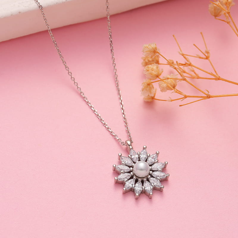 İnci Taşlı Çiçek Gümüş Kolye