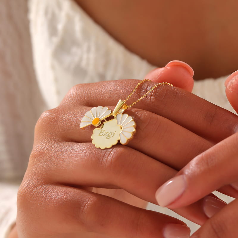 İsim Özelleştirmeli Açılabilir Papatya Gümüş Kolye