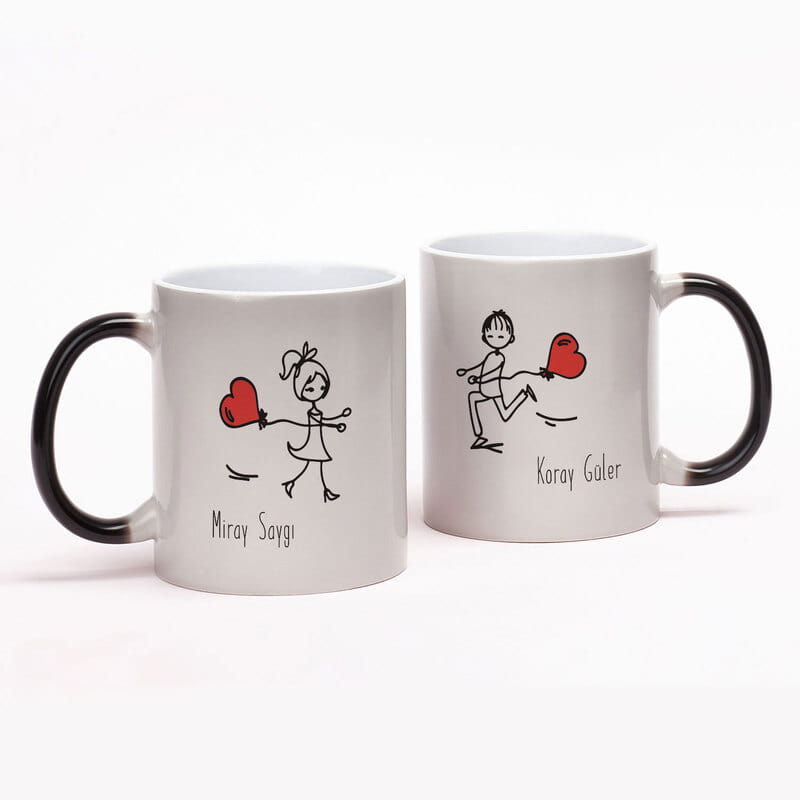 Kavuşan Sevgililer Tasarımlı 2'li Sihirli Kupa Bardak Seti