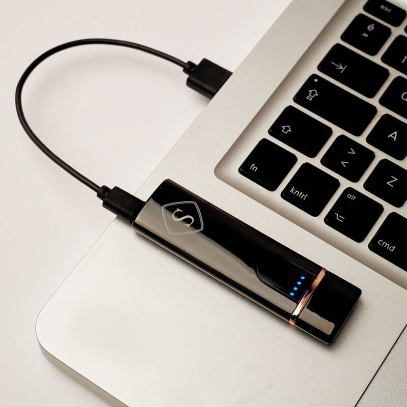 Kişiye Özel Harf Baskılı Dokunmatik Şarj Edilebilir Çakmak