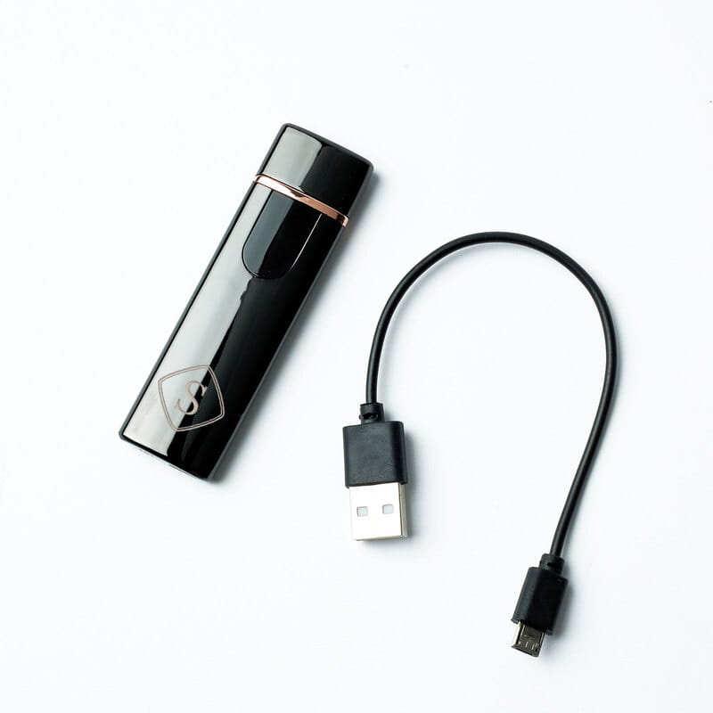 Kişiye Özel Harf Baskılı Dokunmatik Şarj Edilebilir Çakmak