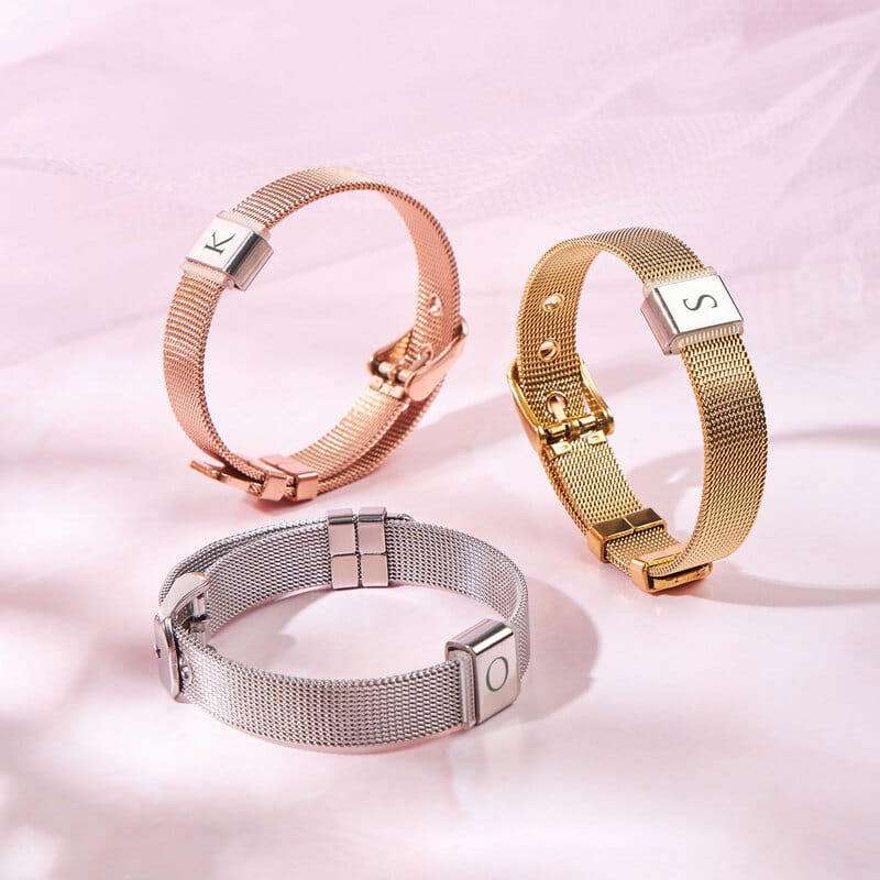 Kişiye Özel Harf Tasarımlı Örme Hasır Bileklik