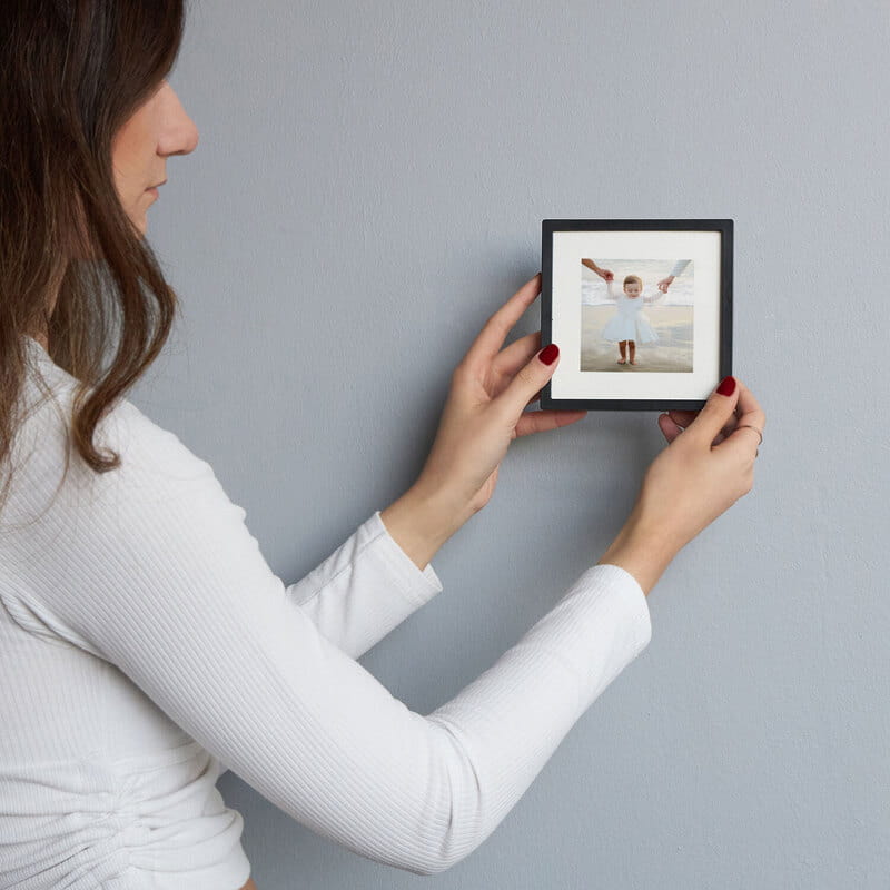 Kişiye Özel Paspartulu 4'lü Yapışkan Fotoğraf Çerçevesi