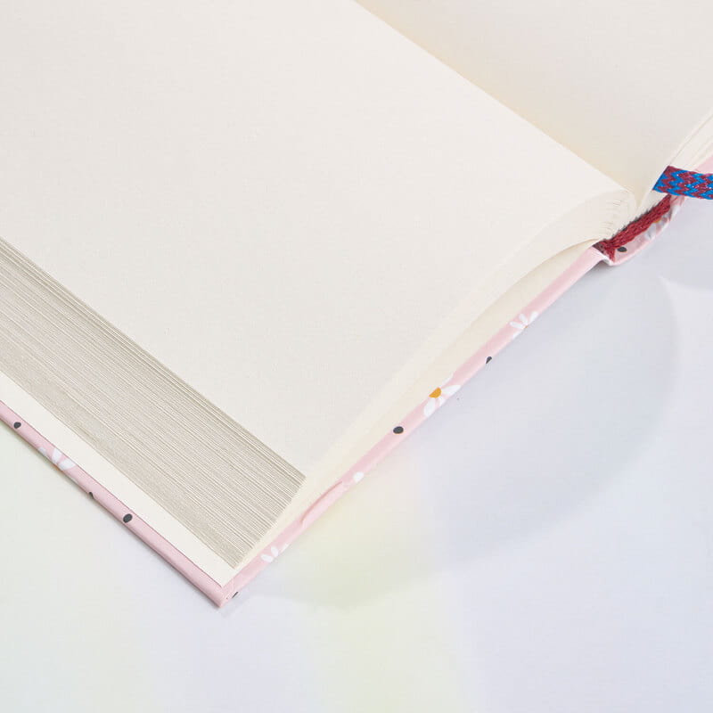 Papatya Tasarımlı Büyük Planlar Kitap Görünümlü Defter