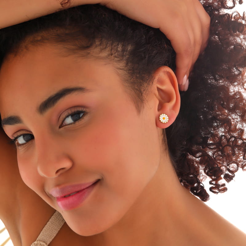 Papatya Tasarımlı Gümüş Küpe