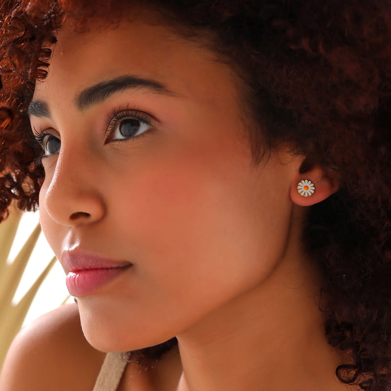 Papatya Tasarımlı Gümüş Küpe