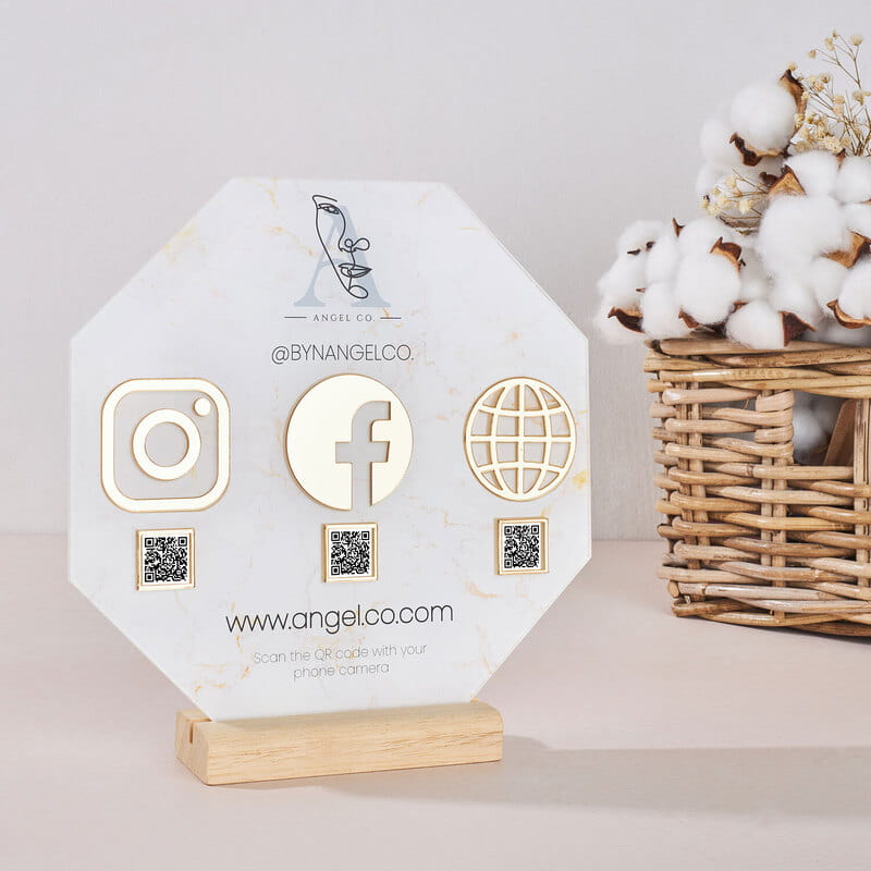 Sosyal Medya İconları Qr Kodlu Kişiye Özel Akrilik Plaket