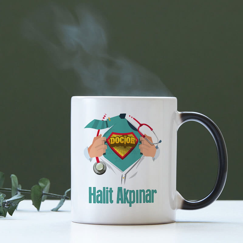 Süper Doktor İsme Özel Renkli Sihirli Kupa