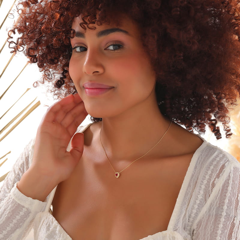 Taşlı Kalp İşlemeli Gümüş Kolye