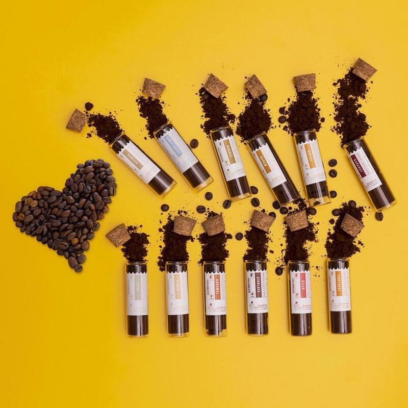 12 Çeşit Türk Kahvesi Çerezlik Mum Kahve Fincanı Hediye Kutusu