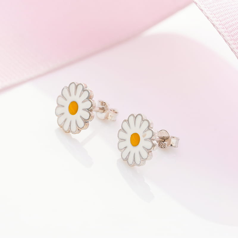 925 Ayar Mineli Gümüş Papatya Küpe