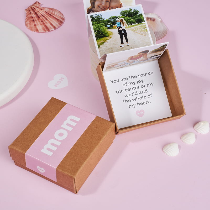 Anneye Hediye Mesaj ve Fotoğraflı Akordiyon Fotoğraf Kutusu
