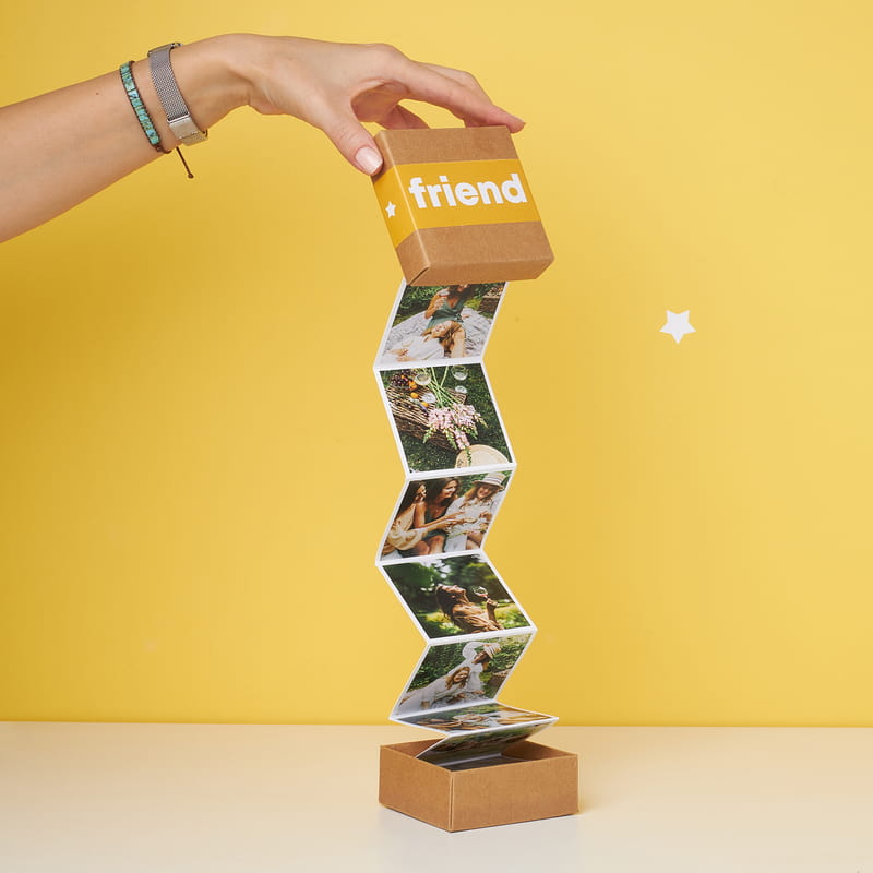 Arkadaşa Hediye Akordiyon Fotoğraf Kutusu