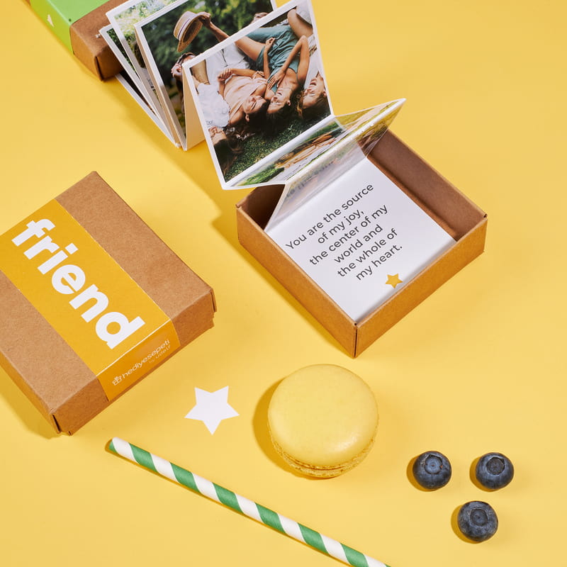 Arkadaşa Hediye Akordiyon Fotoğraf Kutusu