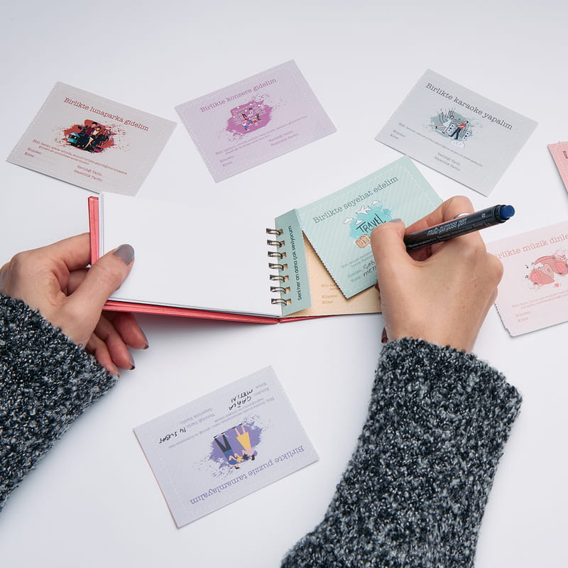 Aşk Biletleri İle Sevgiliye Sürpriz Hediye Kutusu