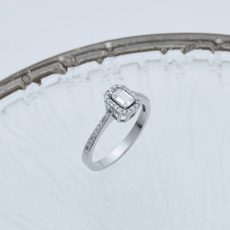 Baget Zirkon Taşlı 925 Ayar Gümüş Yüzük