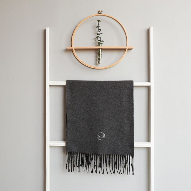 Baş Harfler Nakış İşlemeli Erkek Boyun Atkısı