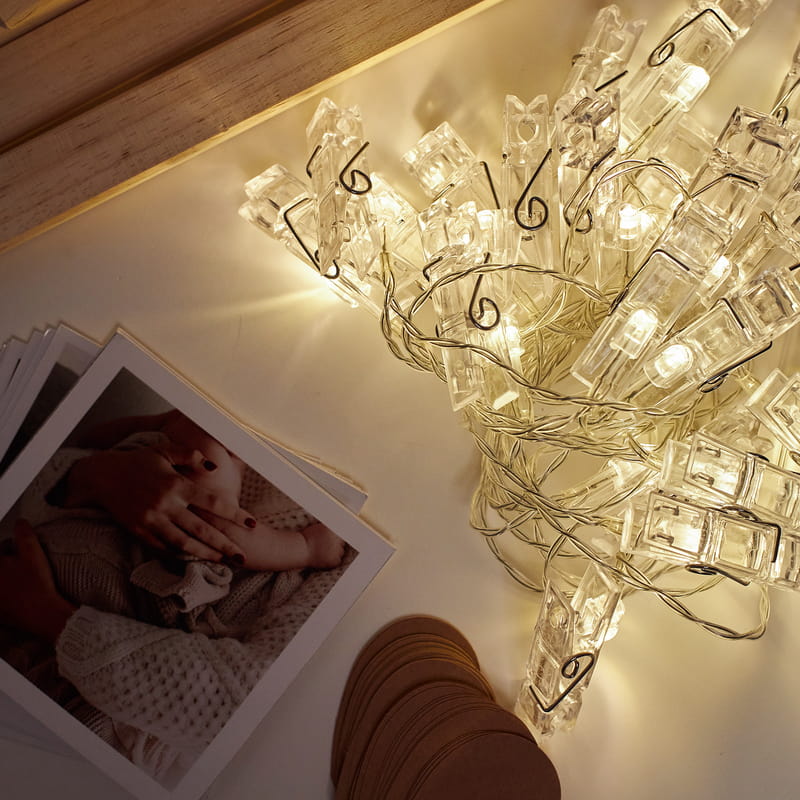 Çam Ağacı Led Işıklı Ahşap Fotoğraf Askısı - 12 Fotoğraflı