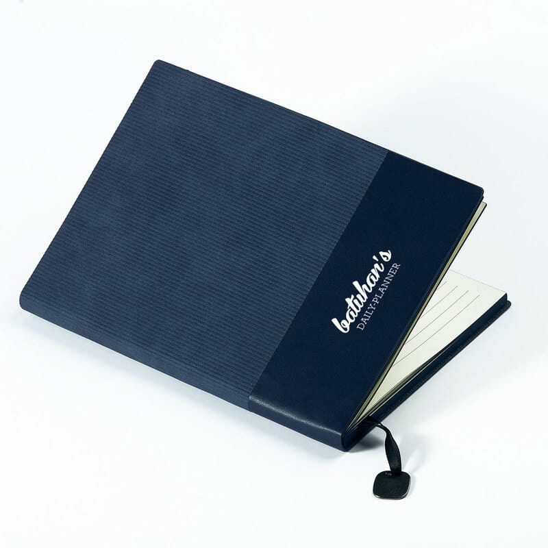 Dokulu Kapak Tasarımlı İsim Yazılı Defter