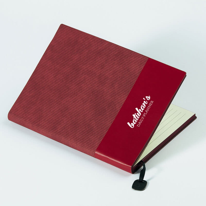 Dokulu Kapak Tasarımlı İsim Yazılı Defter