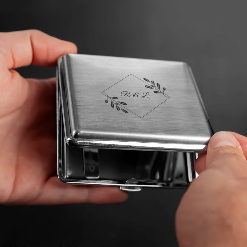 Floral Baş Harfler Özelleştirmeli Sigara Tabakası