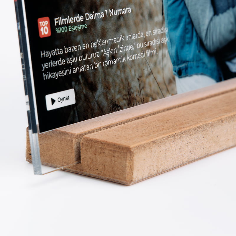 Her Şey Seninle Güzel Kişiselleştirilebilir Akrilik Film Plaketi