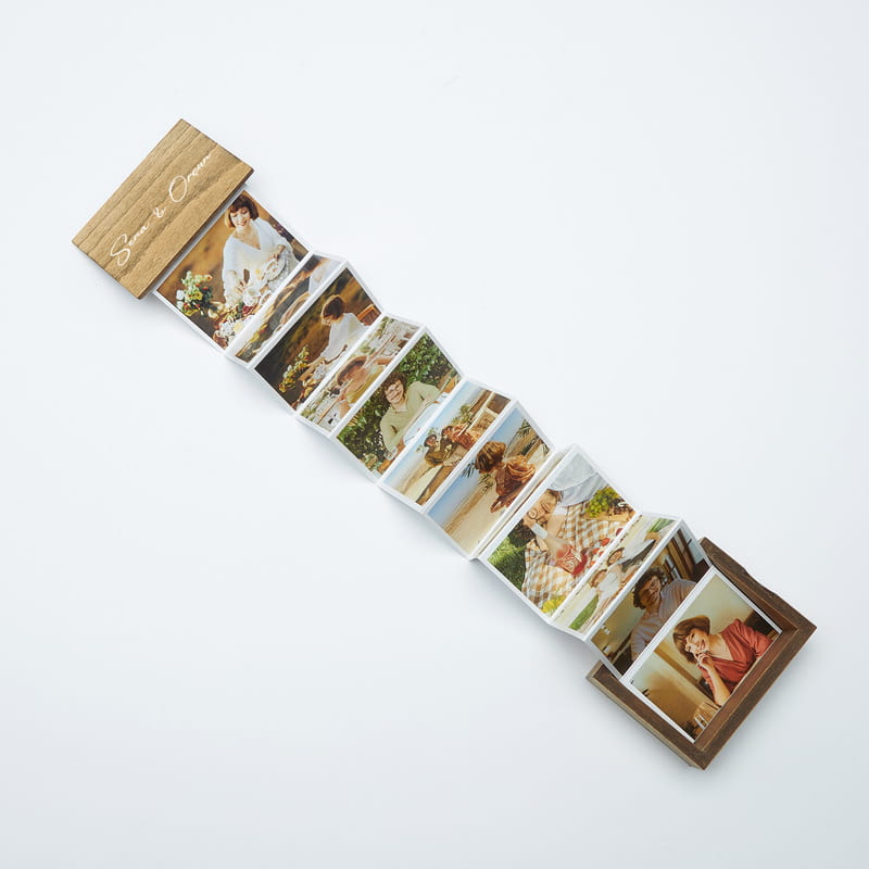 İsme Özel 14 Fotoğraflı Akordiyon Ahşap Fotoğraf Kutusu