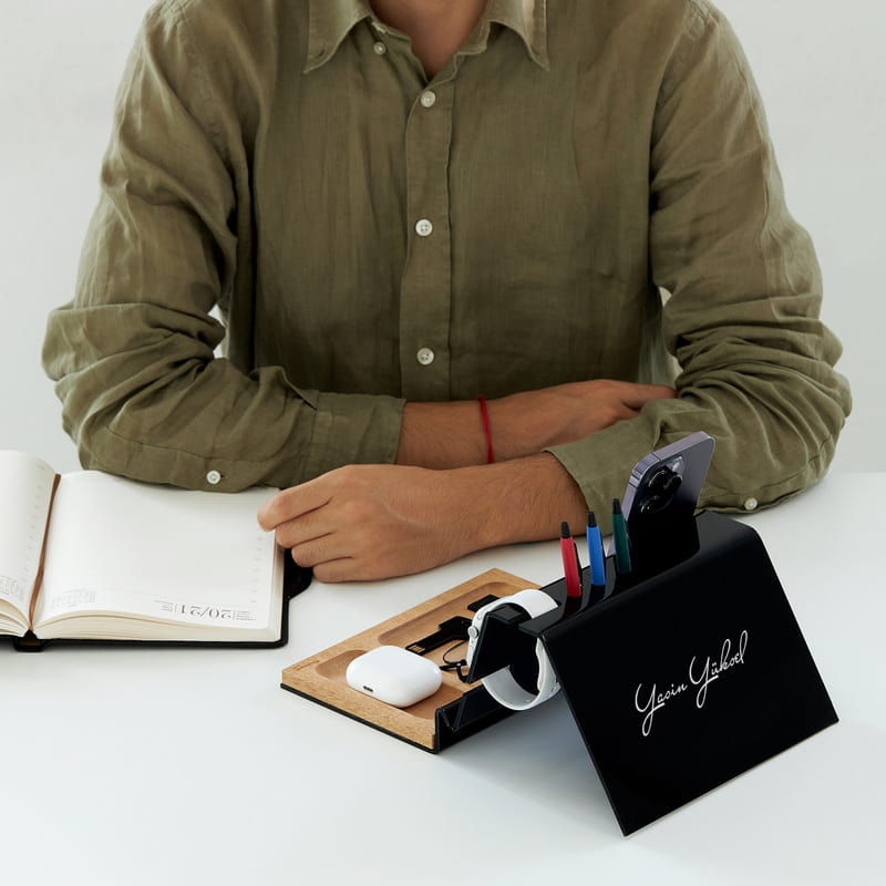 İsme Özel 3 Kalemli Masaüstü Aksesuar ve Kalem Düzenleyici