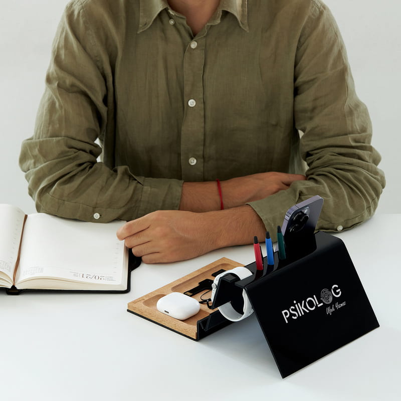 İsme Özel Psikoloğa Hediye Masaüstü Düzenleyici