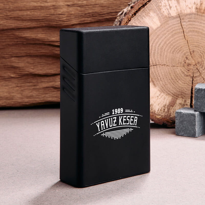 İsme Özel Tarihli Siyah Sigara Kutusu