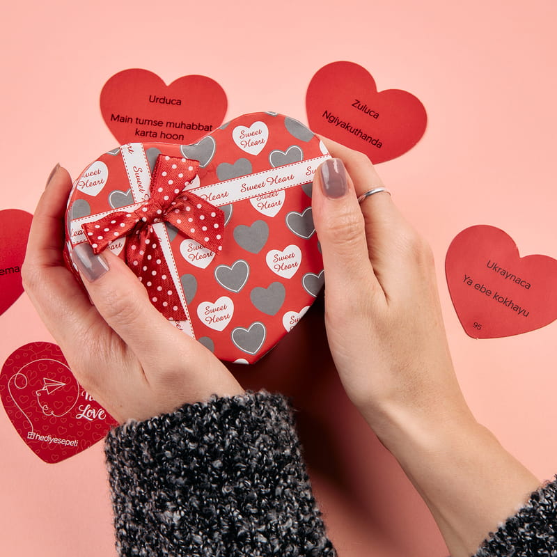 Kalp Kutulu 100 Dilde Seni Seviyorum Mesaj Kartları