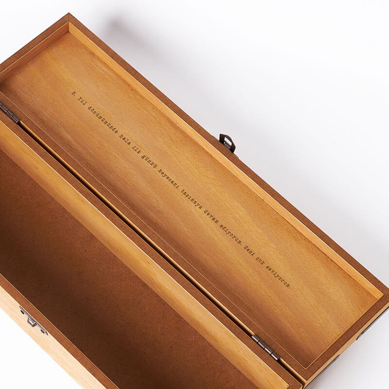 Kapak içi Özelleştirmeli Üzüm Bağı Tasarımlı Ahşap Şarap Kutusu