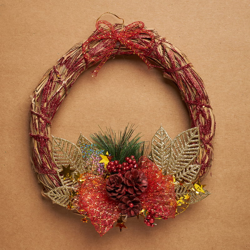 Kapı Süsü Hediyeli Dekoratif Yılbaşı Hediye Kutusu