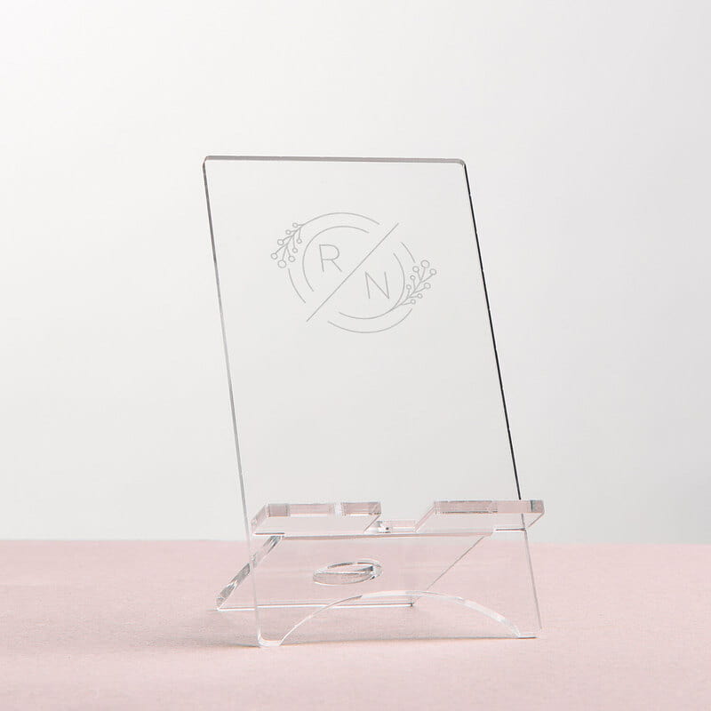 Kişiselleştirilebilir Harfli Akrilik Telefon Standı